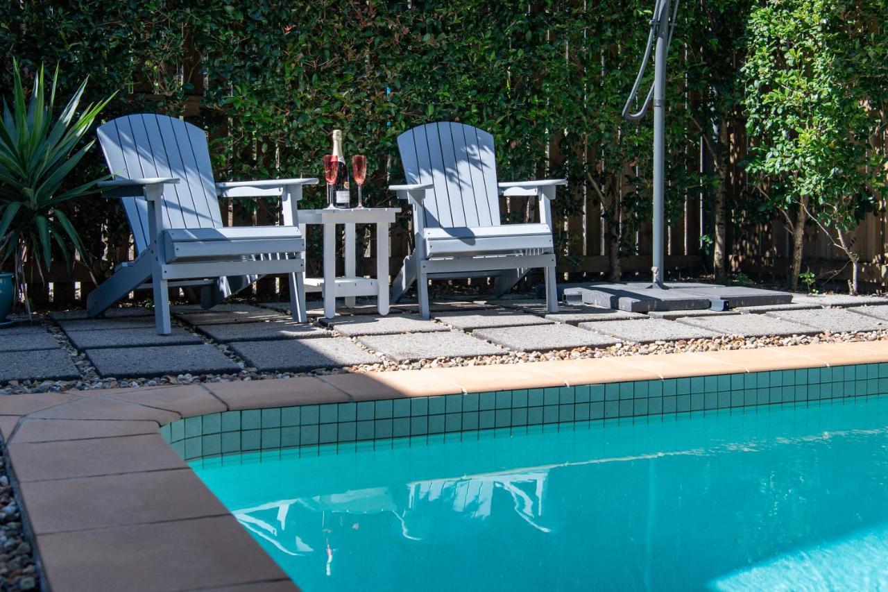 Mandalay Escape, Seclusion & Serenity With A Pool Airlie Beach Bagian luar foto