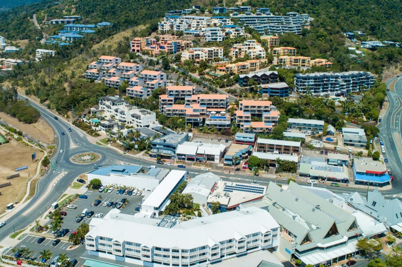 Mandalay Escape, Seclusion & Serenity With A Pool Airlie Beach Bagian luar foto